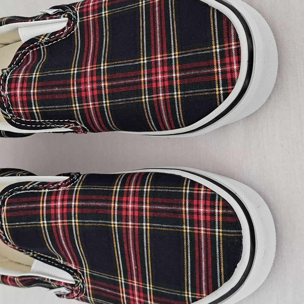 Vans Classic Slip-On Shoe. Woman's Size 8, Mens Size 6.5. Navy Blue Plaid. - Picture 2 of 10